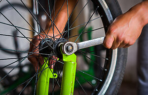 cyclist how to remove rust from bike bolts step 1 image