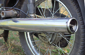 diy how to clean exhaust pipe on motorbike step 1